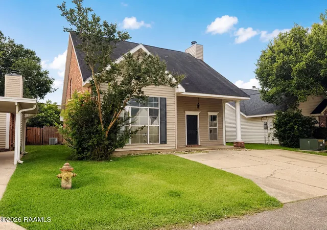 2nd image of 210 Elsinore Cir, Lafayette, LA 70508 | MLS# 2600005643
