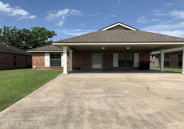 Photo 1 of Sale Pending at 410 Comn Pointes Dr, Lafayette, LA 70507 | MLS# 2600004531 | Listing updated on 2026-09-08