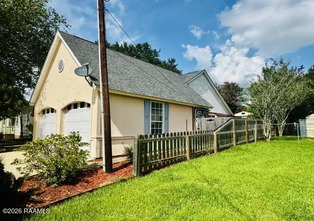 4th image of 1915 Alonzo St, Opelousas, LA 70570 | MLS# 2600005216