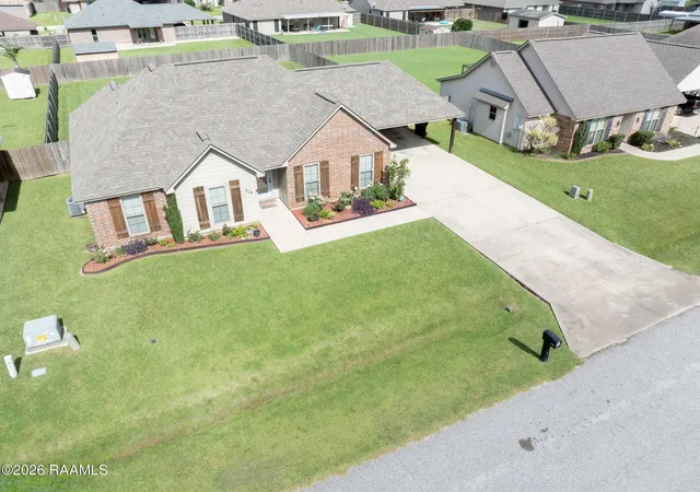 3rd image of 208 Landsdowne Wy, Carencro, LA 70520 | MLS# 2600006909