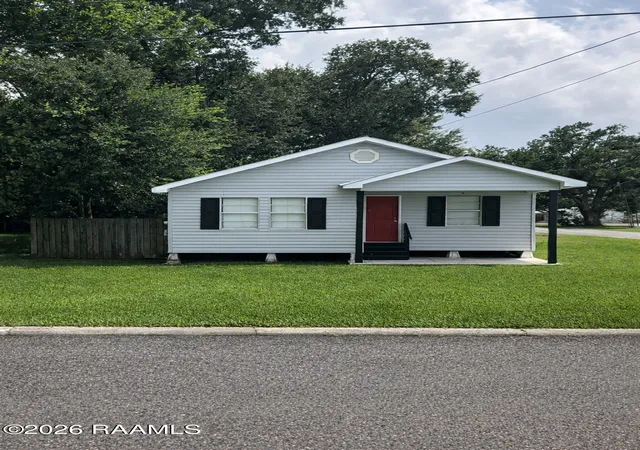 Homes for sale in Duson, LA | 500 Fourth St, Duson, LA 70529 | MLS# 2600005632