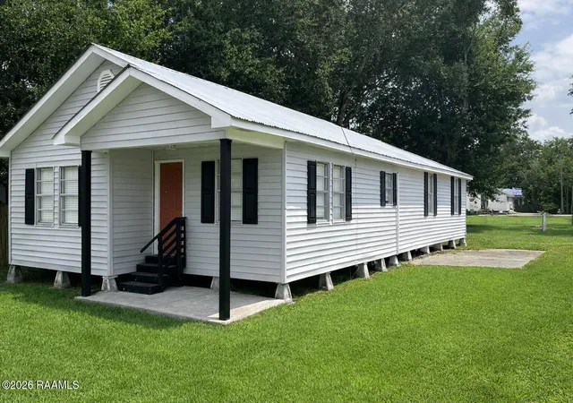 Homes for sale in Duson, LA | 500 Fourth St, Duson, LA 70529 | MLS# 2600005632