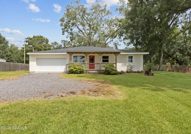 Photo 2 of Single family home for sale at 1137 Main Hwy, Arnaudville, LA 70512 | MLS# 2600008088 | Listing updated on 2026-08-29