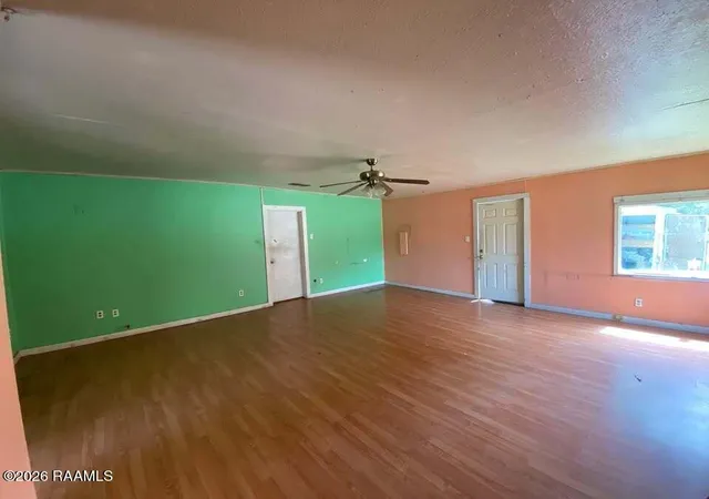 Listing Photo 5 - Condo for sale in building located at 1403 Johnson St, Jennings, LA 70546