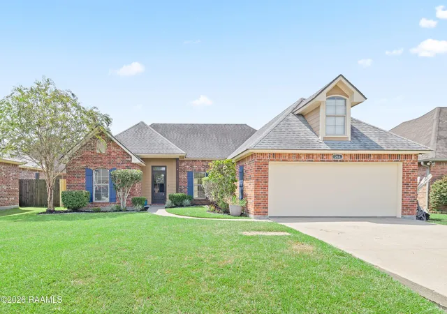 Photo 1 of Single family home for sale at 218 Oak Hl Ln, Youngsville, LA 70592 | MLS# 2600008167 | Listing updated on 2026-09-04
