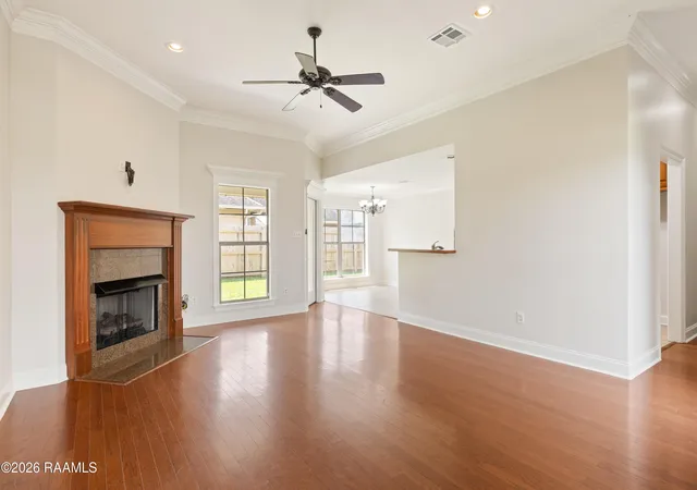 Photo 3 of Single family home for sale at 218 Oak Hl Ln, Youngsville, LA 70592 | MLS# 2600008167 | Listing updated on 2026-09-04
