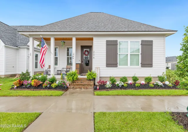 1st image of 206 Oak Village Dr, Scott, LA 70583 | MLS# 2600004726