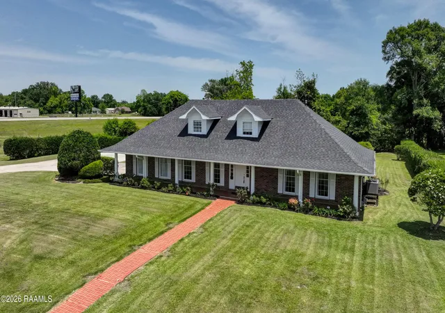 Homes for sale in Erath, LA | 506 N Gin St, Erath, LA 70533 | MLS# 2600006091