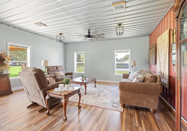 Photo 2 of Single family home for sale at 3504 Avery Island Rd, New Iberia, LA 70560 | MLS# 2600007941 | Listing updated on 2026-08-27