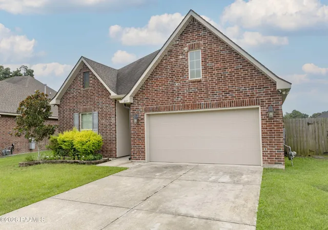 Photo 3 of Single family home for sale at 207 Burndap Way, Lafayette, LA 70507 | MLS# 2600006570 | Listing updated on 2026-08-21