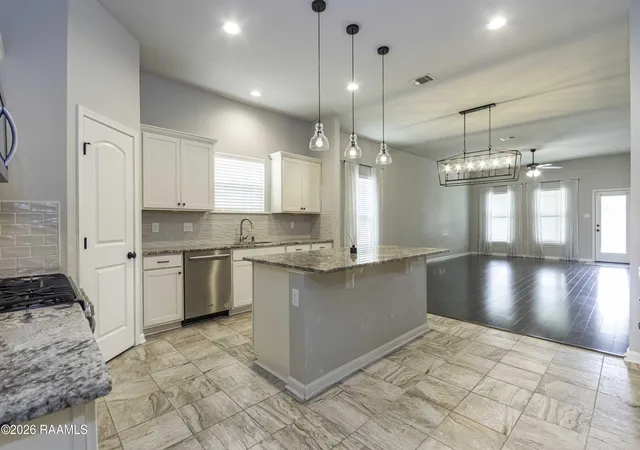 Photo 4 of Single family home for sale at 207 Burndap Way, Lafayette, LA 70507 | MLS# 2600006570 | Listing updated on 2026-08-21