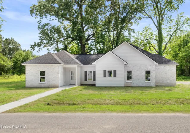 2nd image of 1017 Timber Trails Rd, Breaux Bridge, LA 70517 | MLS# 2600004144