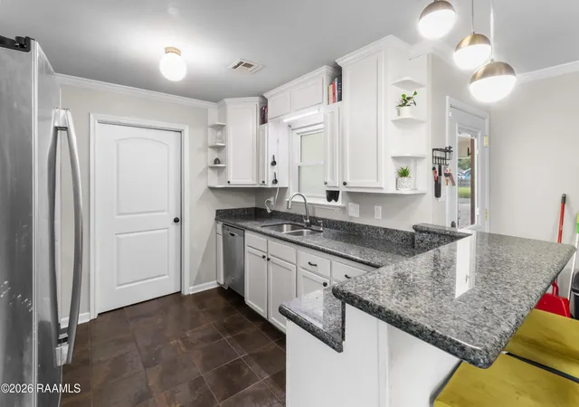 Photo 4 of Single family home for sale at 204 Deerfield Loop, Duson, LA 70529 | MLS# 2600008057 | Listing updated on 2026-08-28
