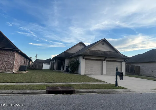 Photo 1 of Single family home for sale at 900 Russo Rd, New Iberia, LA 70563 | MLS# 2600006595 | Listing updated on 2026-08-29