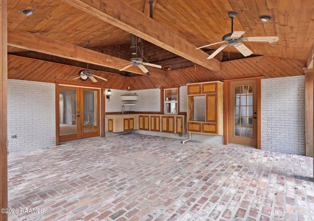 Photo 2 of Sale Pending at 207 Genevieve Dr, Lafayette, LA 70503 | MLS# 2600006061 | Listing updated on 2026-09-15