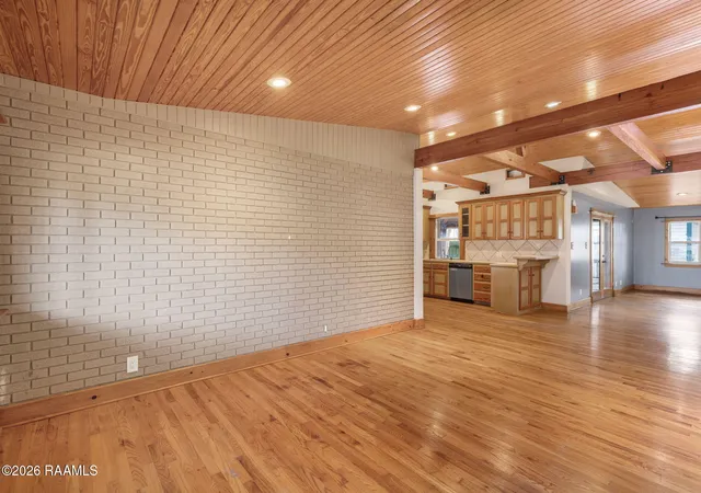 Photo 3 of Sale Pending at 207 Genevieve Dr, Lafayette, LA 70503 | MLS# 2600006061 | Listing updated on 2026-09-15