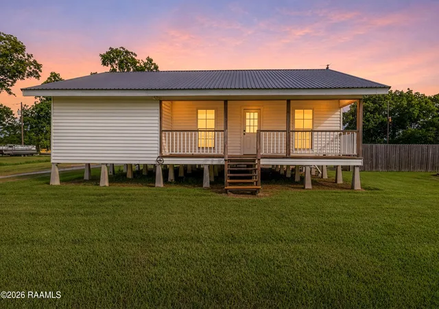 Homes for sale in Erath, LA | 2140 Lucien Rd, Erath, LA 70533 | MLS# 2600005957