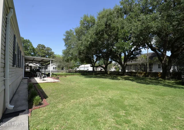 Homes for sale in Jeanerette, LA | 413 Hebert St, Jeanerette, LA 70544 | MLS# 2600004312