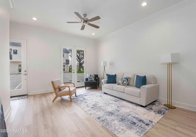 Photo 2 of Townhouse for sale at 1510 Kaliste Saloom Rd #402, Lafayette, LA 70508 | MLS# 2500006663 | Listing updated on 2026-08-11