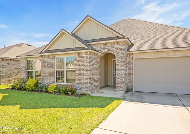 Photo 3 of Single family home for sale at 120 Grace View Dr, Lafayette, LA 70506 | MLS# 2600004276 | Listing updated on 2026-09-14
