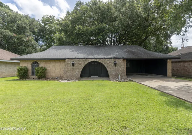 1st image of 112 Beta Dr, Lafayette, LA 70506 | MLS# 2600005046