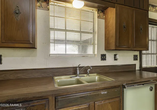 5th image of 112 Beta Dr, Lafayette, LA 70506 | MLS# 2600005046