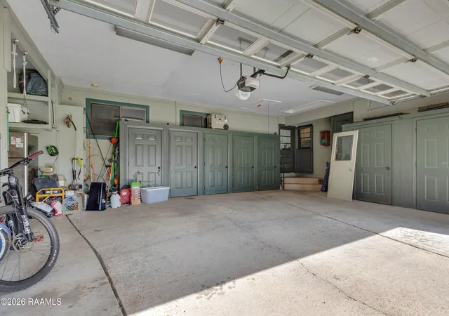 Photo 25 of Single family home for sale at 614 Loreauville Rd, New Iberia, LA 70563 | MLS# 2600007566 | Listing updated on 2026-09-08