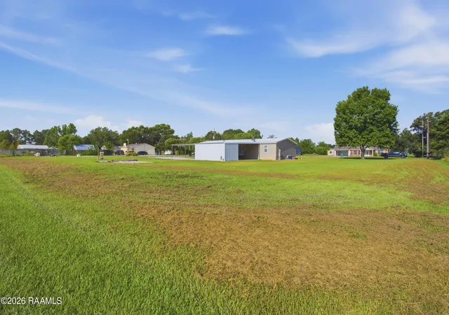 Photo 3 of Manufactured home for sale at 141 Belgium Rd, Crowley, LA 70526 | MLS# 2600006699 | Listing updated on 2026-09-09