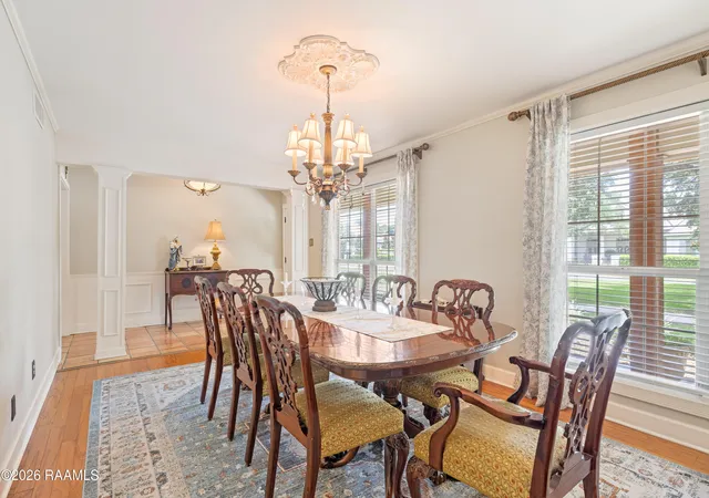 Photo 3 of Sale Pending at 405 E Bayou Pkwy, Lafayette, LA 70508 | MLS# 2600008058 | Listing updated on 2026-08-31