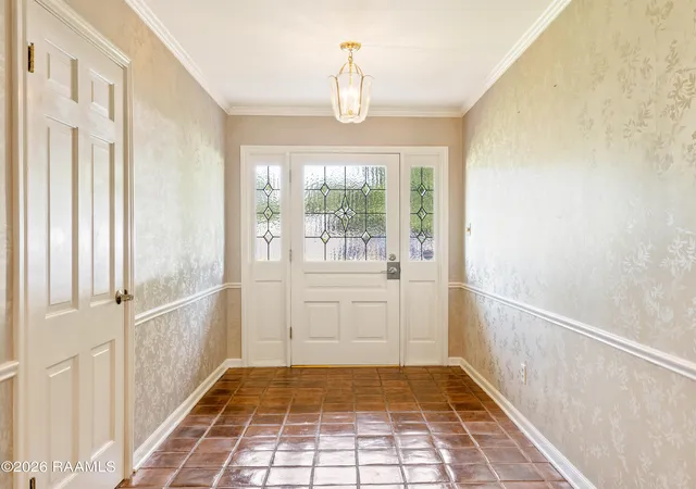 Photo 4 of Sale Pending at 101 Chatwood Cir, Lafayette, LA 70508 | MLS# 2600007659 | Listing updated on 2026-09-11