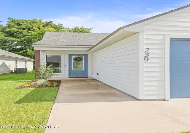 Photo 4 of Single family home for sale at 239 Alpine Dr, Lafayette, LA 70506 | MLS# 2600004970 | Listing updated on 2026-08-24