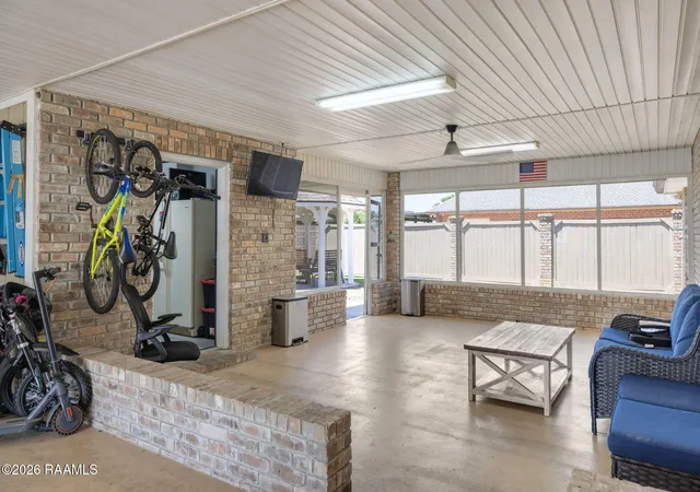 Photo 4 of Single family home for sale at 101 Dartmouth Cir, Youngsville, LA 70592 | MLS# 2600004264 | Listing updated on 2026-08-29