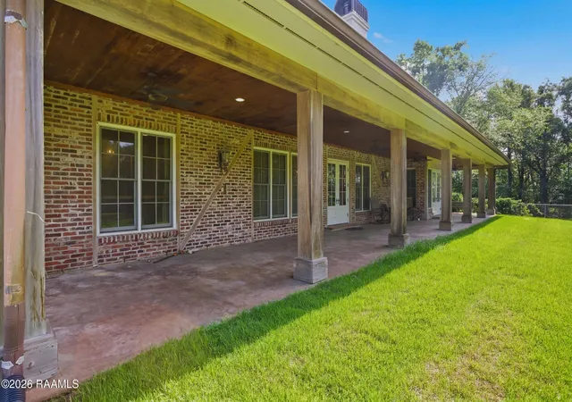 Photo 4 of Single family home for sale at 6021 Mermentau Dr, Youngsville, LA 70592 | MLS# 2600005101 | Listing updated on 2026-09-15