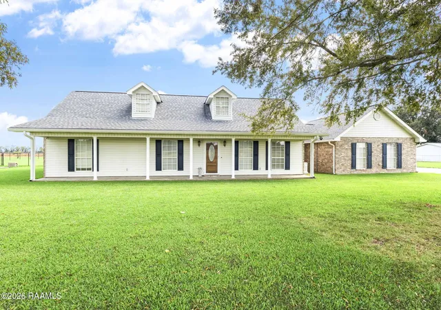 Photo 1 of Sale Pending at 166 Sunflower Rd, Opelousas, LA 70570 | MLS# 2600008877 | Listing updated on 2026-10-16