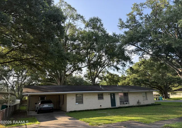 Homes for sale in Ville Platte, LA | 103 Park Ave, Ville Platte, LA 70586 | MLS# 2600006033