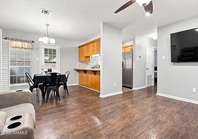 Photo 4 of Sale Pending at 130 Marietta Dr, Youngsville, LA 70592 | MLS# 2600008130 | Listing updated on 2026-09-02