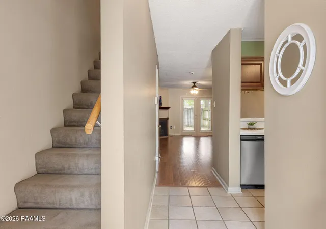 Photo 2 of Townhouse for sale at 114 Aaron Dr #F, Lafayette, LA 70508 | MLS# 2600004484 | Listing updated on 2026-09-16