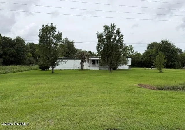 Homes for sale in Erath, LA | 2306 Veterans Memorial Dr, Erath, LA 70533 | MLS# 2600005783