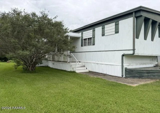 Homes for sale in Erath, LA | 2306 Veterans Memorial Dr, Erath, LA 70533 | MLS# 2600005783