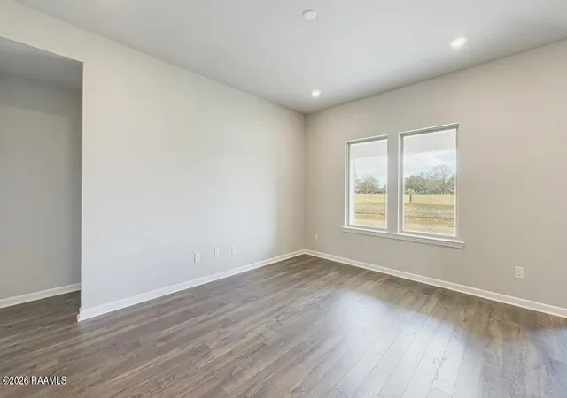 Photo 3 of Single family home for sale at 224 Crest Cvs Dr, Maurice, LA 70555 | MLS# 2600007706 | Listing updated on 2026-08-18