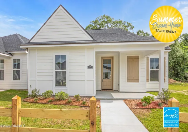 1st image of 127 Grenadine Dr, Lafayette, LA 70506 | MLS# 2600002181
