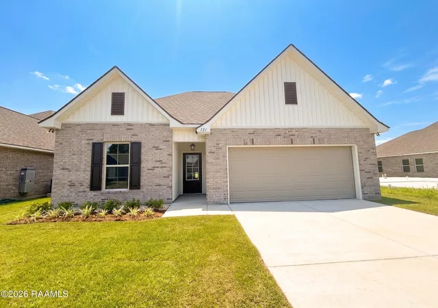 Photo 1 of Single family home for sale at 121 Oak Hvn Dr, Lafayette, LA 70507 | MLS# 2600002260 | Listing updated on 2026-09-01