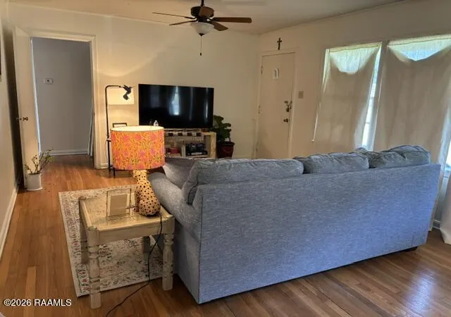 Photo 3 of Single family home for sale at 124 Woodvale Ave, Lafayette, LA 70503 | MLS# 2600007718 | Listing updated on 2026-09-11