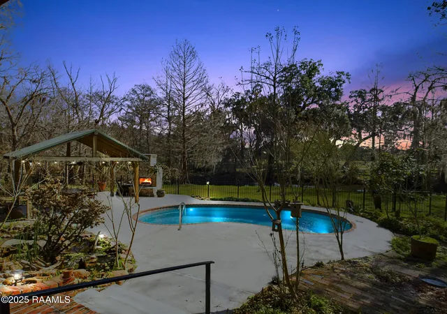 5th image of 1112 Bayou Tortue Rd, Broussard, LA 70518 | MLS# 2500006686
