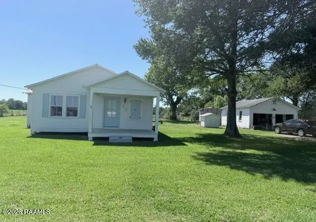 Photo 1 of Single family home for sale at 915 Main St, Sunset, LA 70584 | MLS# 2600006980 | Listing updated on 2026-08-20