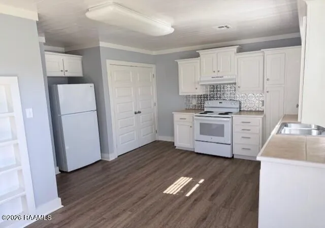 Photo 3 of Single family home for sale at 915 Main St, Sunset, LA 70584 | MLS# 2600006980 | Listing updated on 2026-08-20
