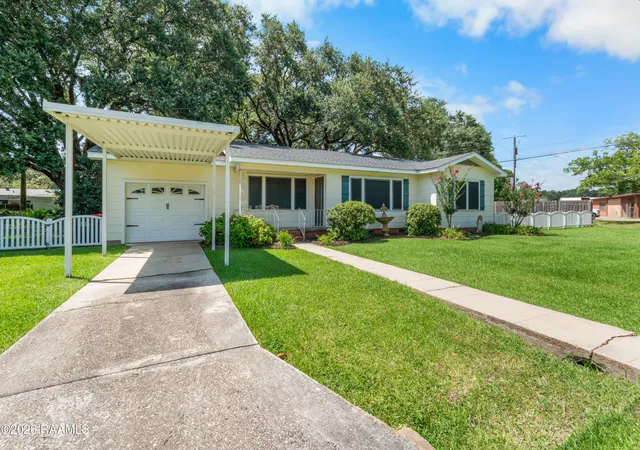1st image of 119 Choctaw Rd, Lafayette, LA 70501 | MLS# 2600006826