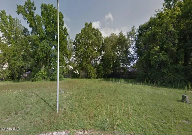 Land for sale at 108 Poindexter Cir, Lafayette, LA 70506 | MLS# 2500000735