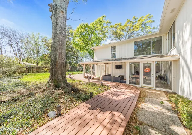Photo 2 of Single family home for sale at 107 Bonnet St, New Iberia, LA 70563 | MLS# 2600001969 | Listing updated on 2026-08-07