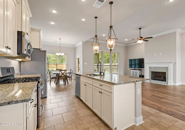 3rd image of 347 Victoria Lights Ln, Broussard, LA 70518 | MLS# 2600006597